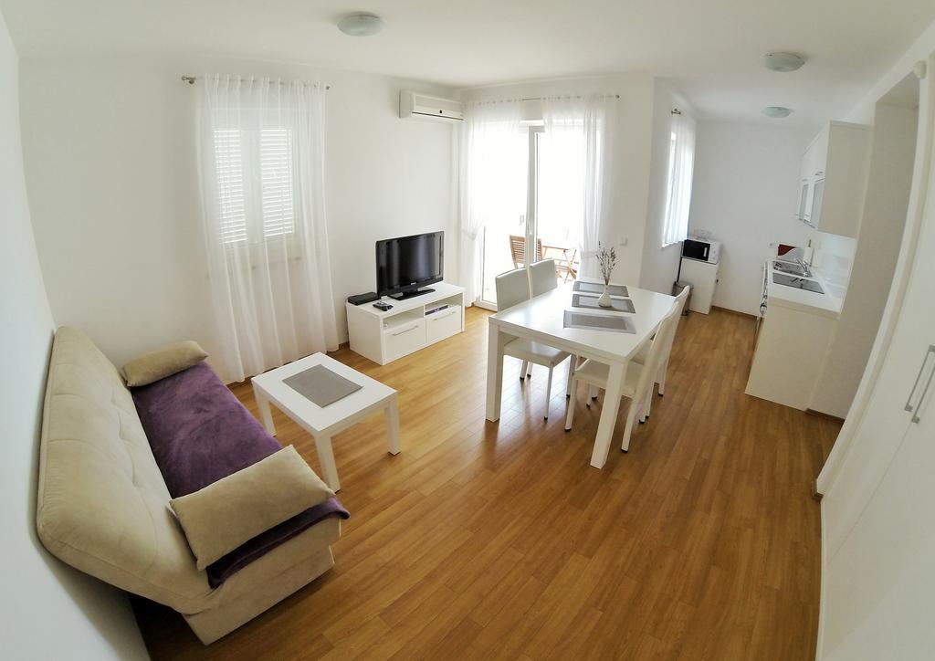 Apartments Barbati Novaglia Esterno foto